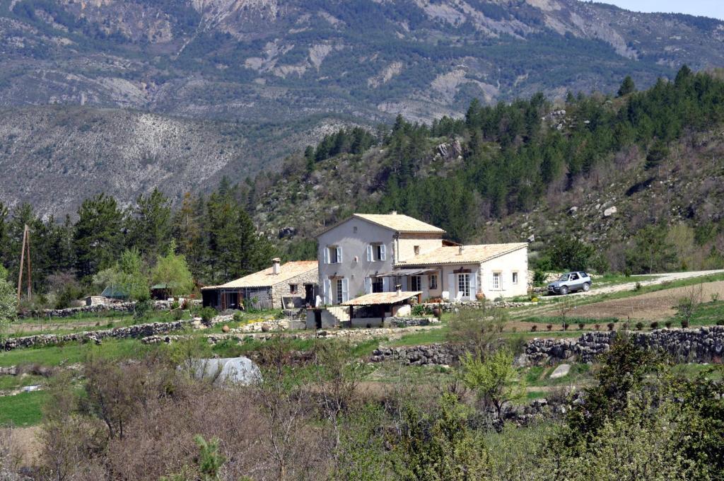 מלון קסטלאנטה Les Hauts De L'Escoulaou חדר תמונה